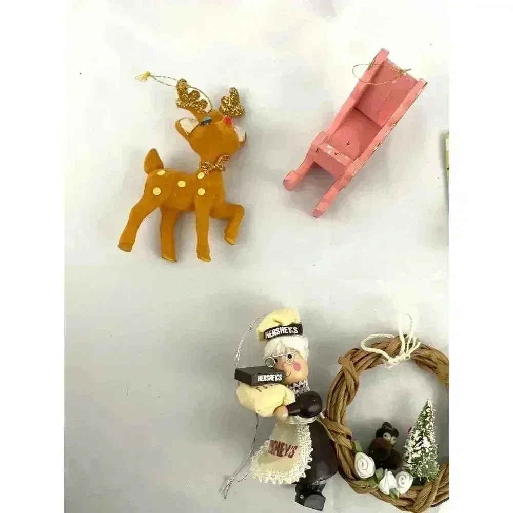 10x VTG Holiday Ornaments Christmas Santa Sleigh Wooden‎ Figures Collectibles